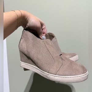 Women's Tan Ankle Boots
